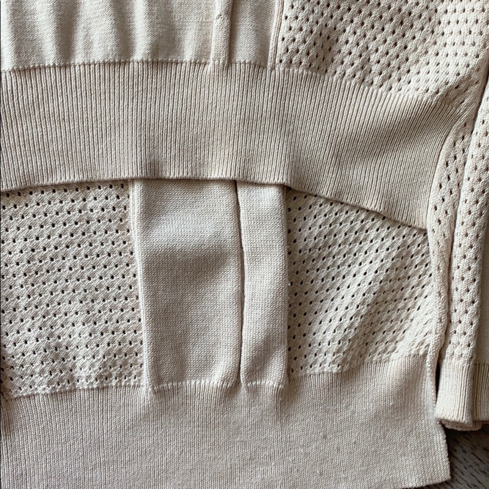 Jumper - Picture 7 of 8